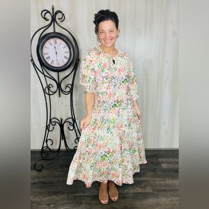 🩷💚 Multicolor Midi Dress 💚🩷